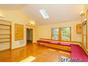 25 Chiles Avenue - Photo 13