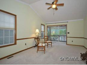 735 N. PARK PLACE - Photo 2