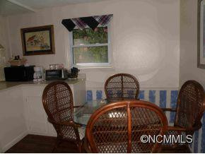 64 Laurel Terrace - Photo 14