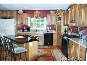 111 Hilltop Rd - Photo 4