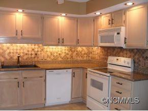 9 Stuart Circle - Photo 5