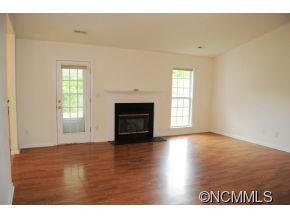 165 Meadow Pathway Drive - Photo 2
