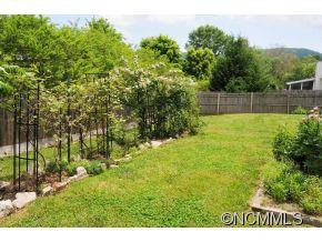 165 Meadow Pathway Drive - Photo 23