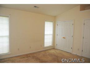 165 Meadow Pathway Drive - Photo 9
