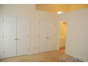 165 Meadow Pathway Drive - Photo 10