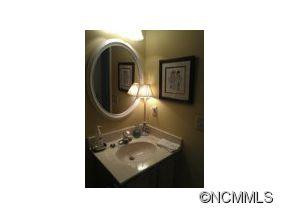 4606 Breakers - Photo 12