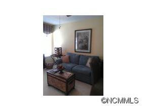 4606 Breakers - Photo 14