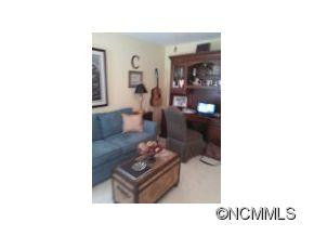4606 Breakers - Photo 15