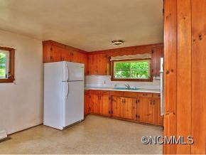 309 S Oconeechee Ave - Photo 3