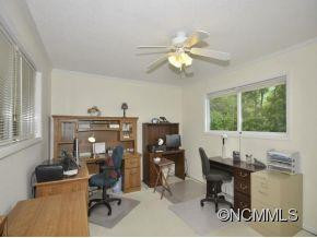 107 SHADOWBROOK DRIVE - Photo 11