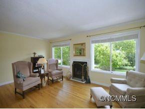 107 SHADOWBROOK DRIVE - Photo 3