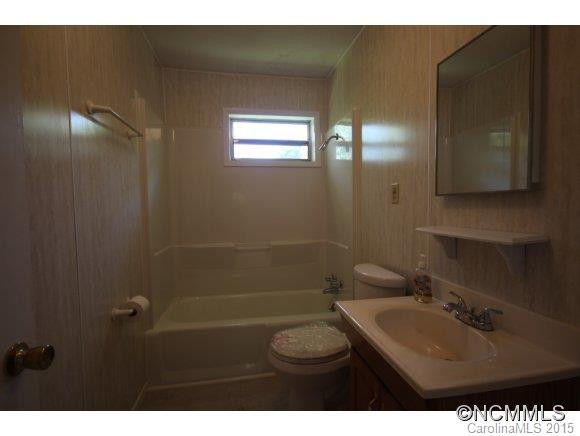 105 Burrell Mountain Road - Photo 3