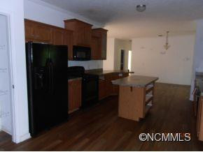 726 Halsbury Avenue - Photo 3