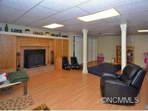 227 GIBBS ROAD - Photo 13