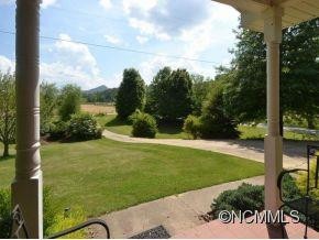 227 GIBBS ROAD - Photo 4