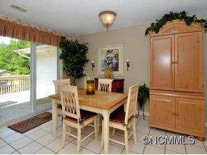 227 GIBBS ROAD - Photo 6