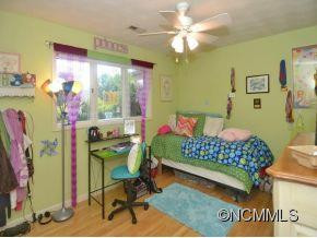 227 GIBBS ROAD - Photo 9