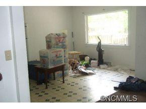 1838 Old Haywood - Photo 4