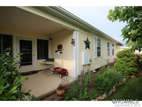 212 Riverwind Drive - Photo 10