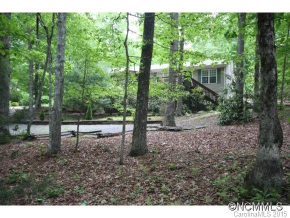 865 Kentwood Lane