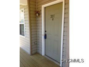 207 Carlyle Way - Photo 2