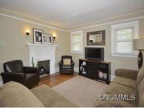 302 SHEPHERD STREET - Photo 2