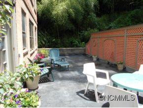 185 Macon Ave., Unit A1 - Photo 14