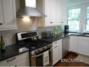 185 Macon Ave., Unit A1 - Photo 3