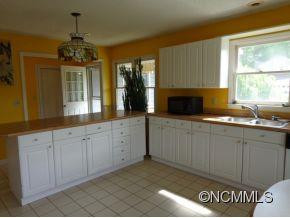 3 Neighborly Dr - Photo 5