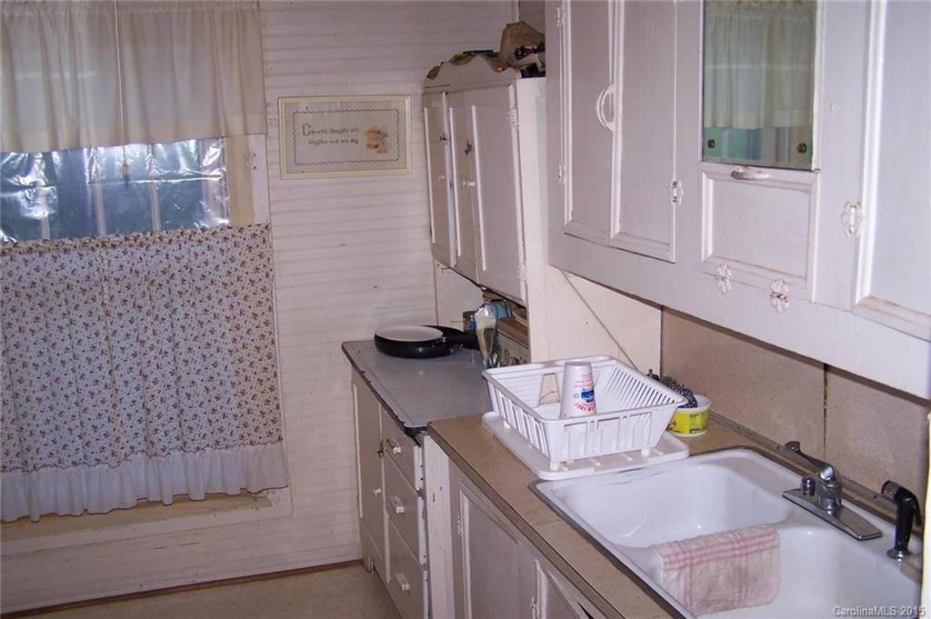 140 Painter Road - Photo 2