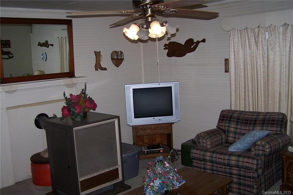 140 Painter Road - Photo 8