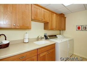 417 Crowfields Drive - Photo 12