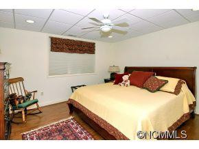 417 Crowfields Drive - Photo 14