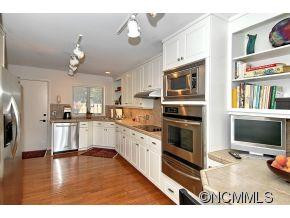 417 Crowfields Drive - Photo 7