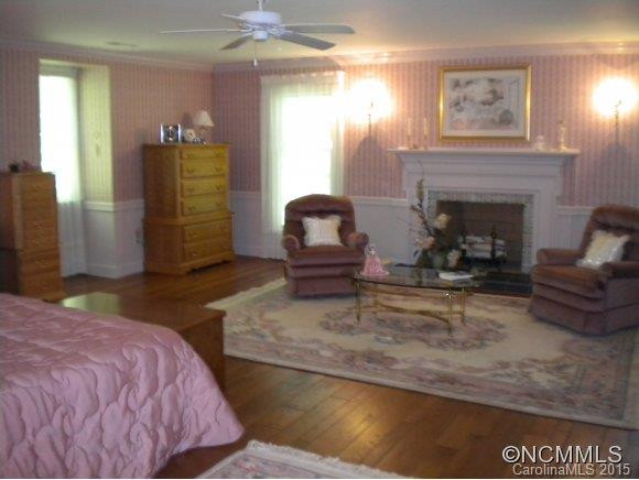 1967 Glen Cannon Drive - Photo 12