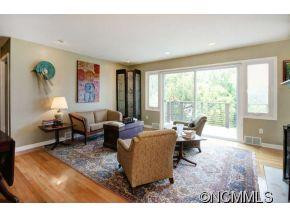 19 Westview Road - Photo 3