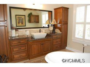 1824 Kanuga Rd - Photo 17