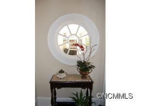 1824 Kanuga Rd - Photo 3