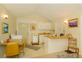 686 NEW HAW CREEK - Photo 11