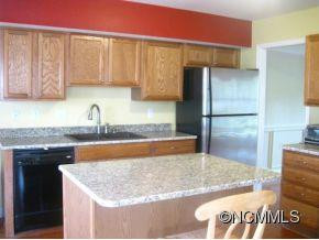 103 ANDOVER PLACE - Photo 4