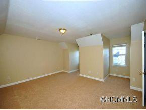 103 ANDOVER PLACE - Photo 6