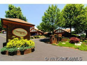 703 Fleetwood Plaza - Photo 2