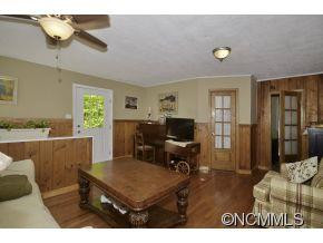 579  Reems Creek Road - Photo 10