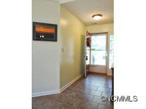 445 Glensprings Drive - Photo 11