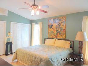 445 Glensprings Drive - Photo 14