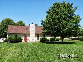 445 Glensprings Drive - Photo 17