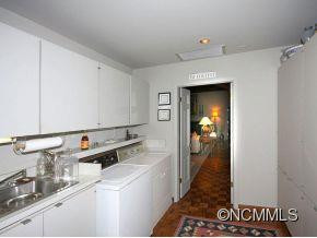 219 Estate Drive - Photo 12