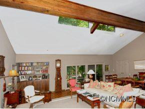 219 Estate Drive - Photo 6