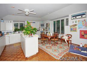 219 Estate Drive - Photo 10