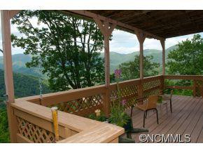 1764 SUMMIT DRIVE - Photo 7